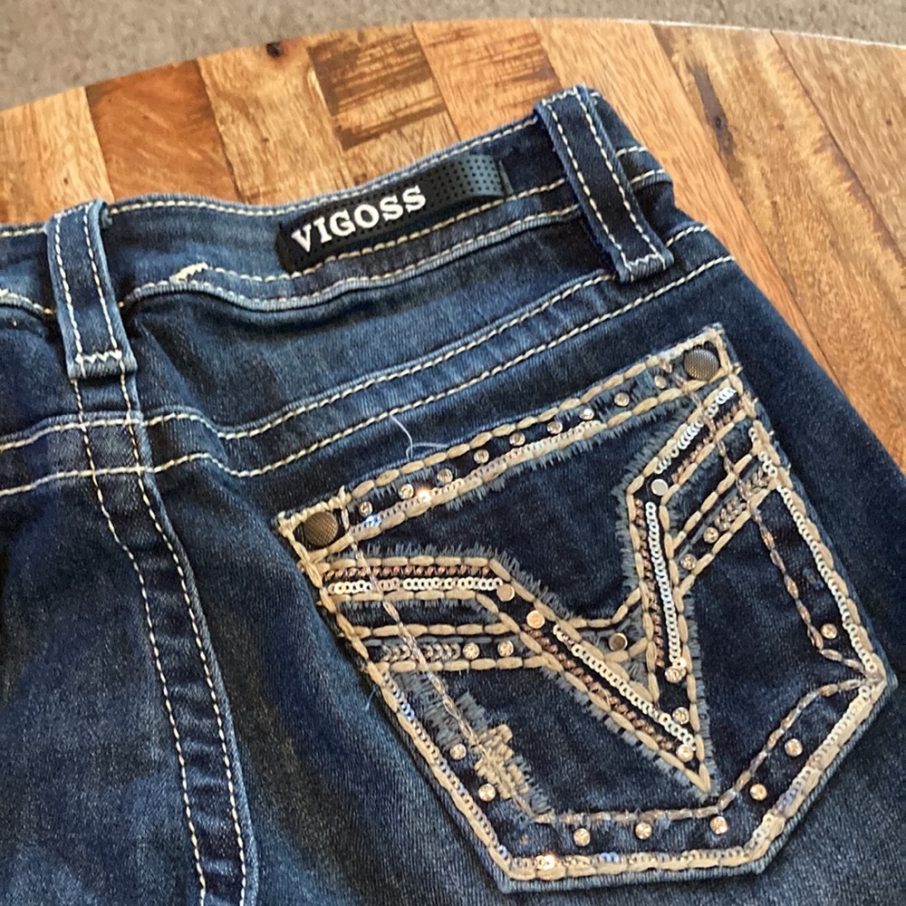 Vigors embellished capri. S4 L21 - Picture 2 of 8